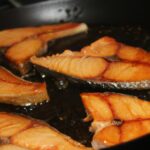 Salmão Grelhado Na Fritadeira Sem Óleo