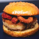 Descubra o segredo do hambúrguer de porco gourmet feito em 10 minutos!