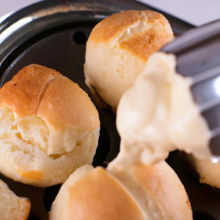 Descubra o segredo do pão com requeijão feito na Airfryer!